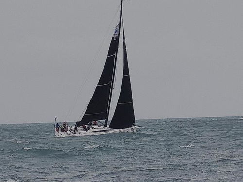 八所海上搜救分中心成功搜尋救助一艘失聯參賽帆船